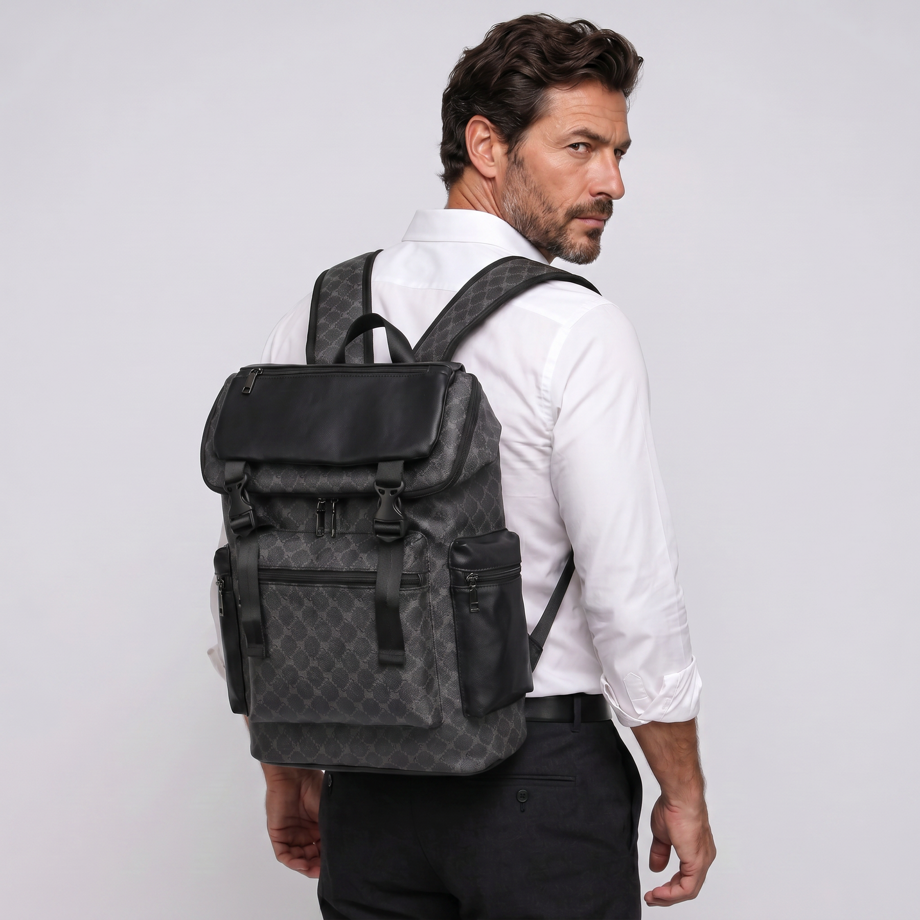 Men's Leather Backpack - Knapsly