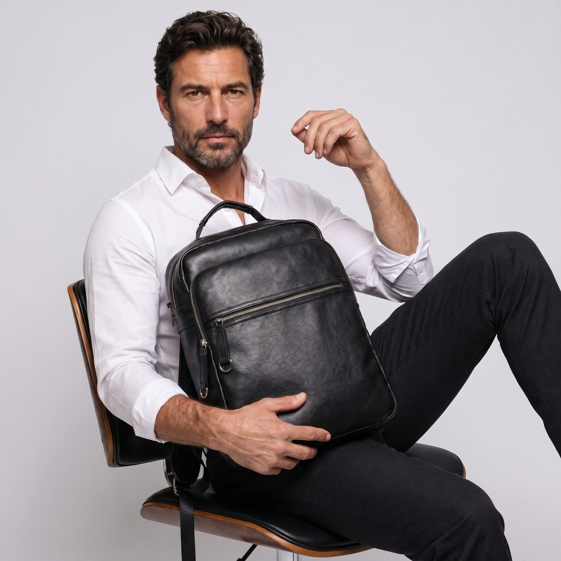 Men's Leather Backpack - Wrenbury