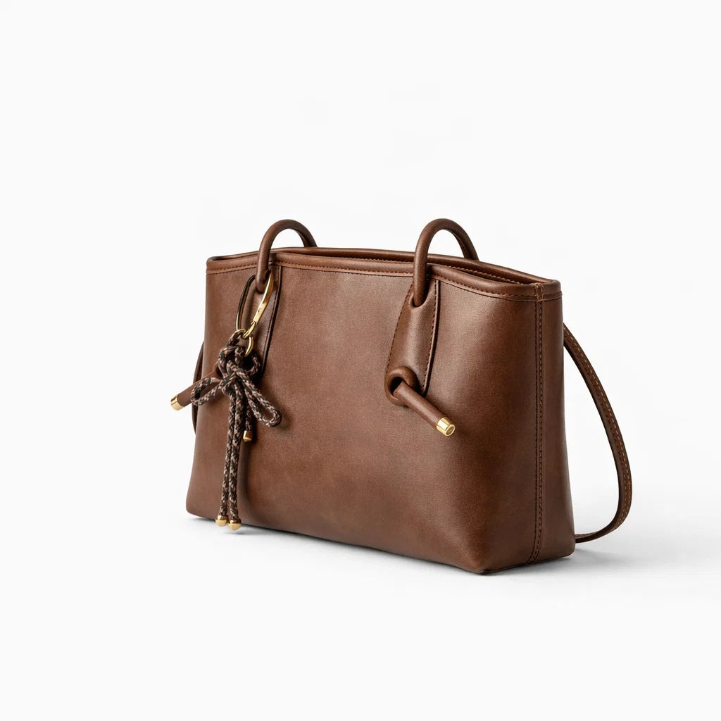 Women's Genuine Leather Shoulder Bag - Canterbury