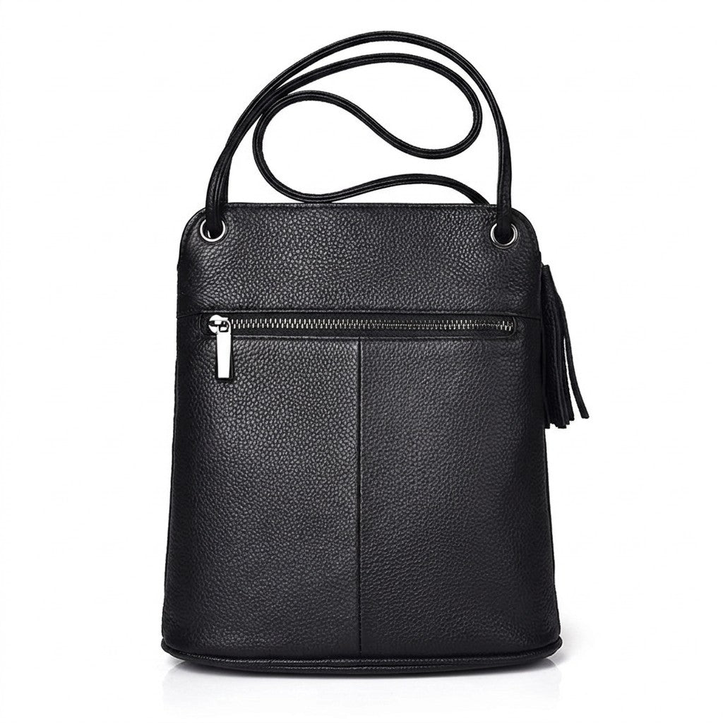 Back of the Solveig bag with the horizontal zip pocket and centre seam