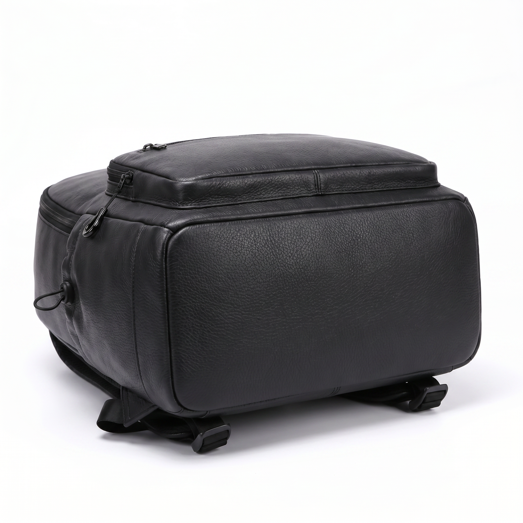 Men's Leather Backpack - Greymoor