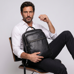 Men's Leather Backpack - Wrenbury