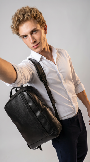 Men's Leather Backpack - Savage