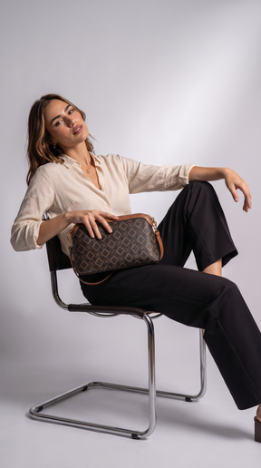Women's Genuine Leather Crossbody Bag - Victoria