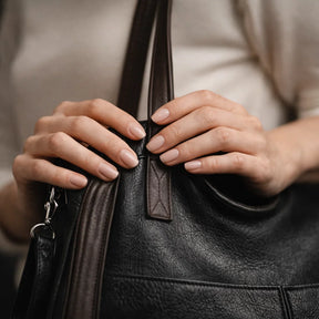 Women's Genuine Leather Messenger Bag - Sofia Vintage Girl