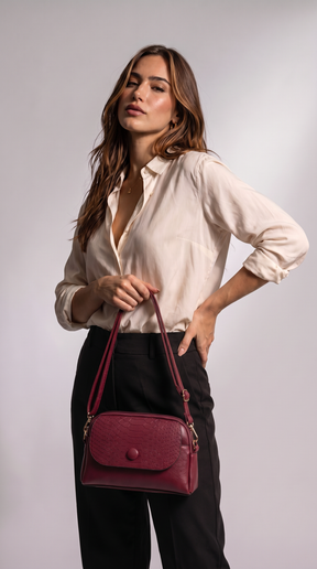 Women's Genuine Leather Shoulder Bag - Laura