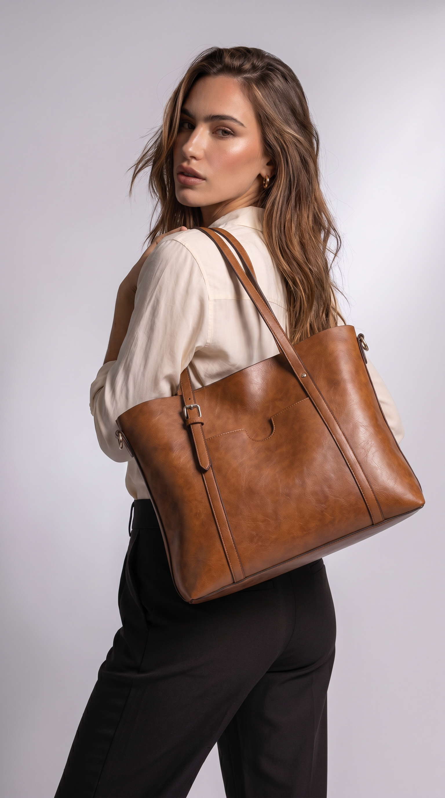 Women's Genuine Leather Messenger Bag - Elegant Woman (2 in 1)
