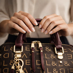 Women's Genuine Leather Top Handle Bag - Luxury Scale (2 in 1)