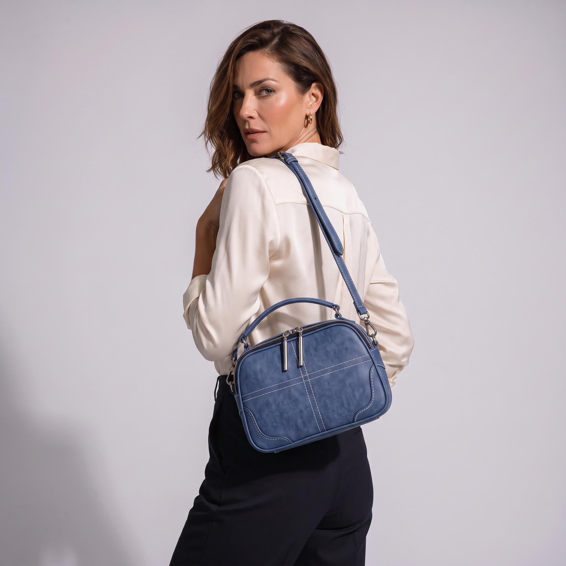 Women's Genuine Leather Crossbody Bag - Liliane